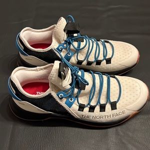 Men The North Face Sneaker Size 9